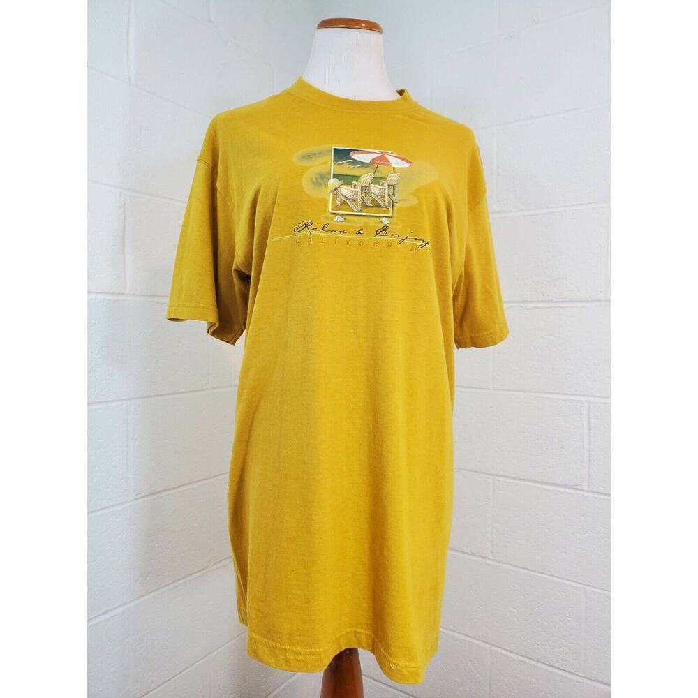 Okley VTG Y2K Yellow California Graphic Streetwear Vintage Year 2000 Tee Shirt L
